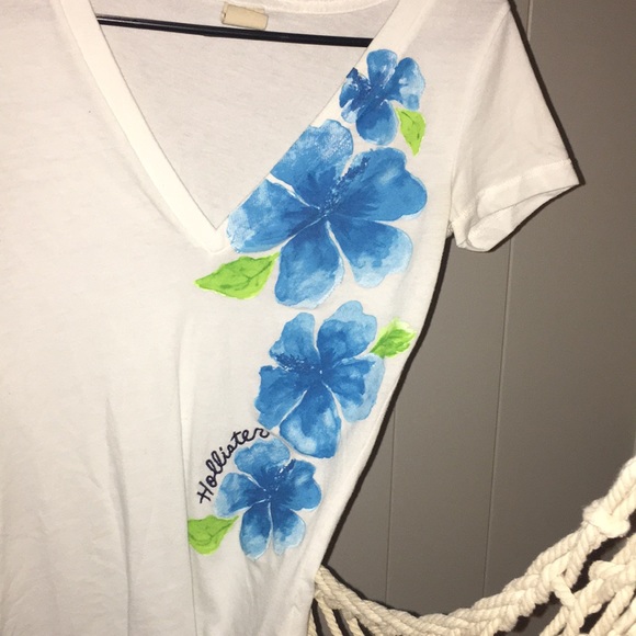 Tee - Picture 2 of 3